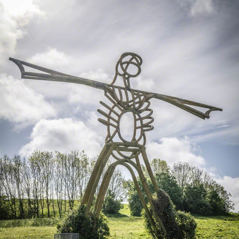 The Buckshaw straw man sculpture